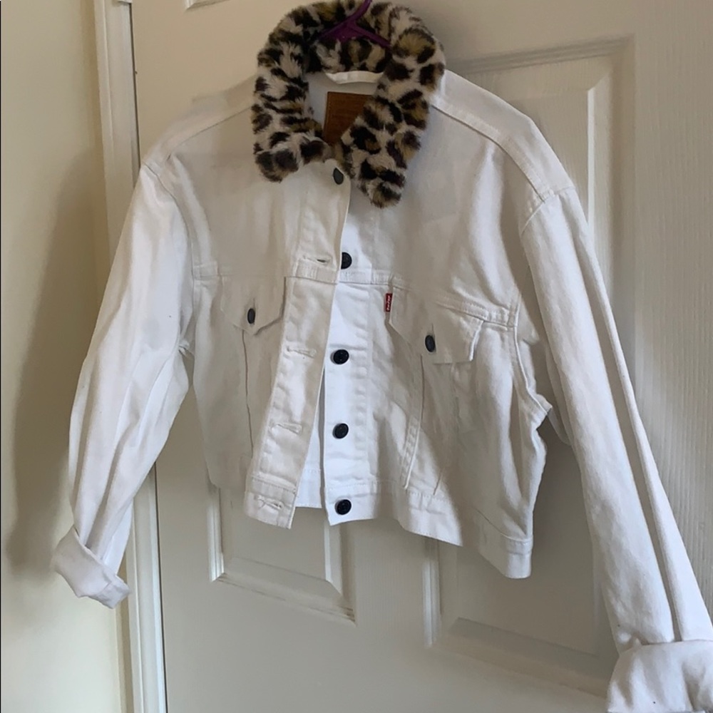 Levi white jean jacket